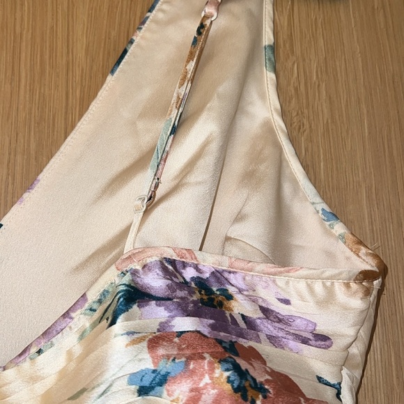 Abercrombie Fitch A&F Satin Giselle Pleated Cutout Maxi Midi Dress cream floral - Picture 11 of 13